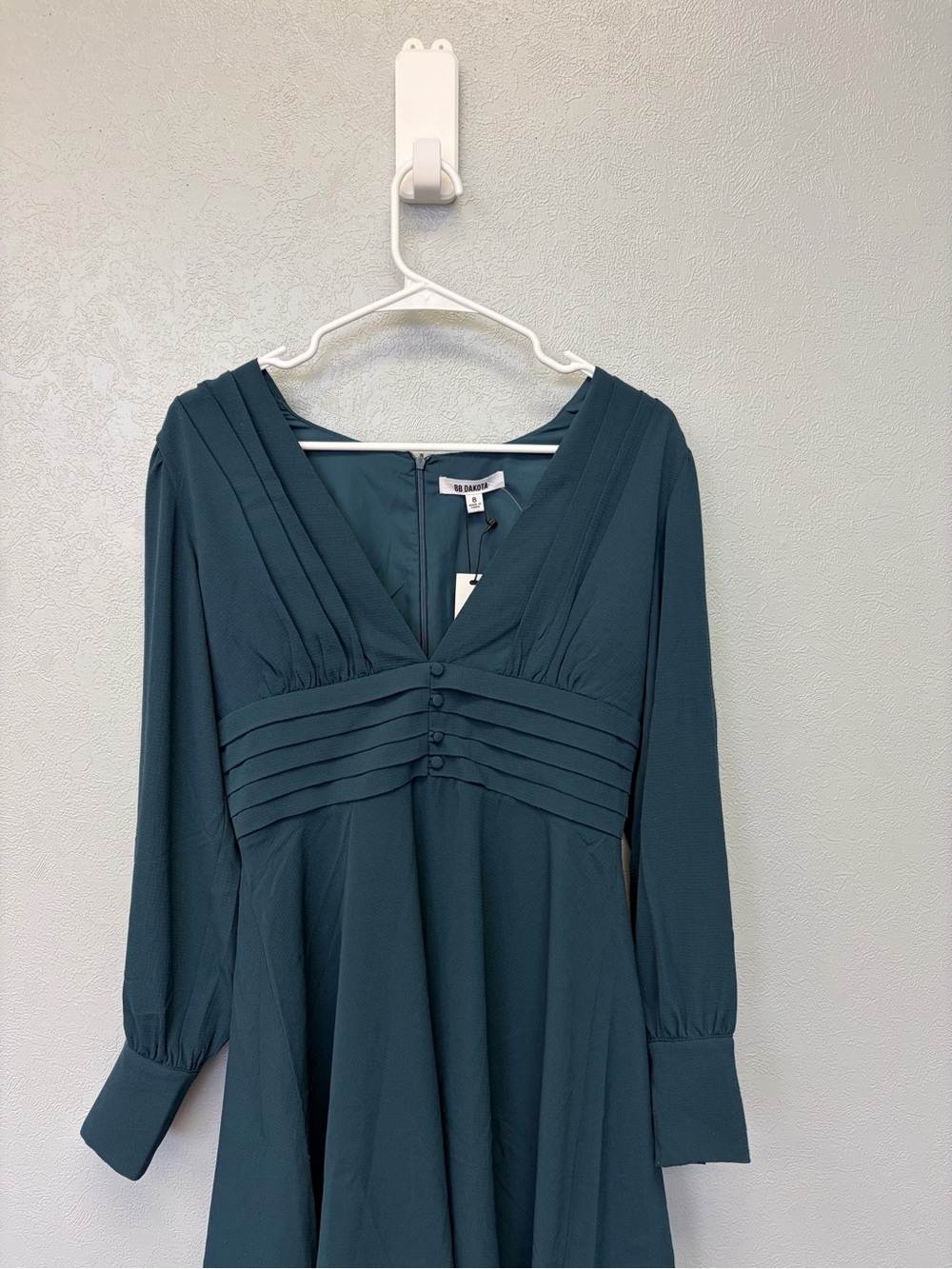 BB Dakota Teal V-Neck Pleated Waist Long Sleeve Dress